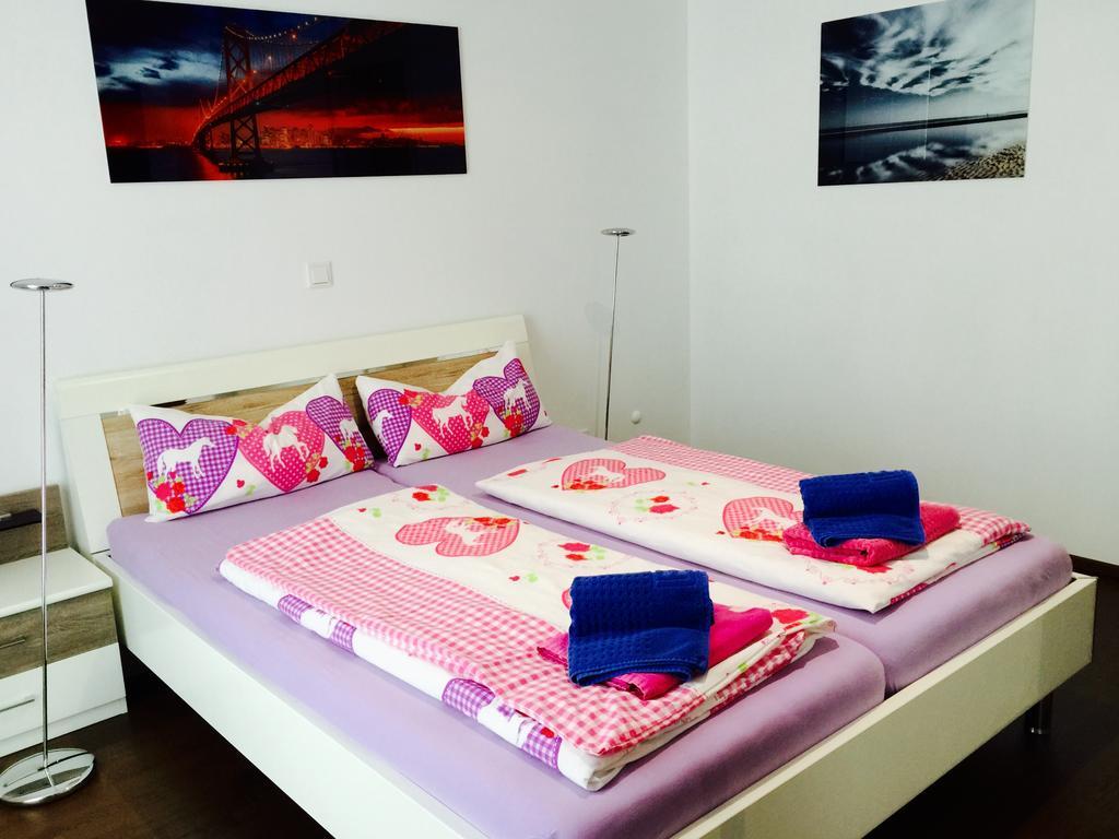 Rhein Melodie Riverview Luxury Konstanz Phòng bức ảnh